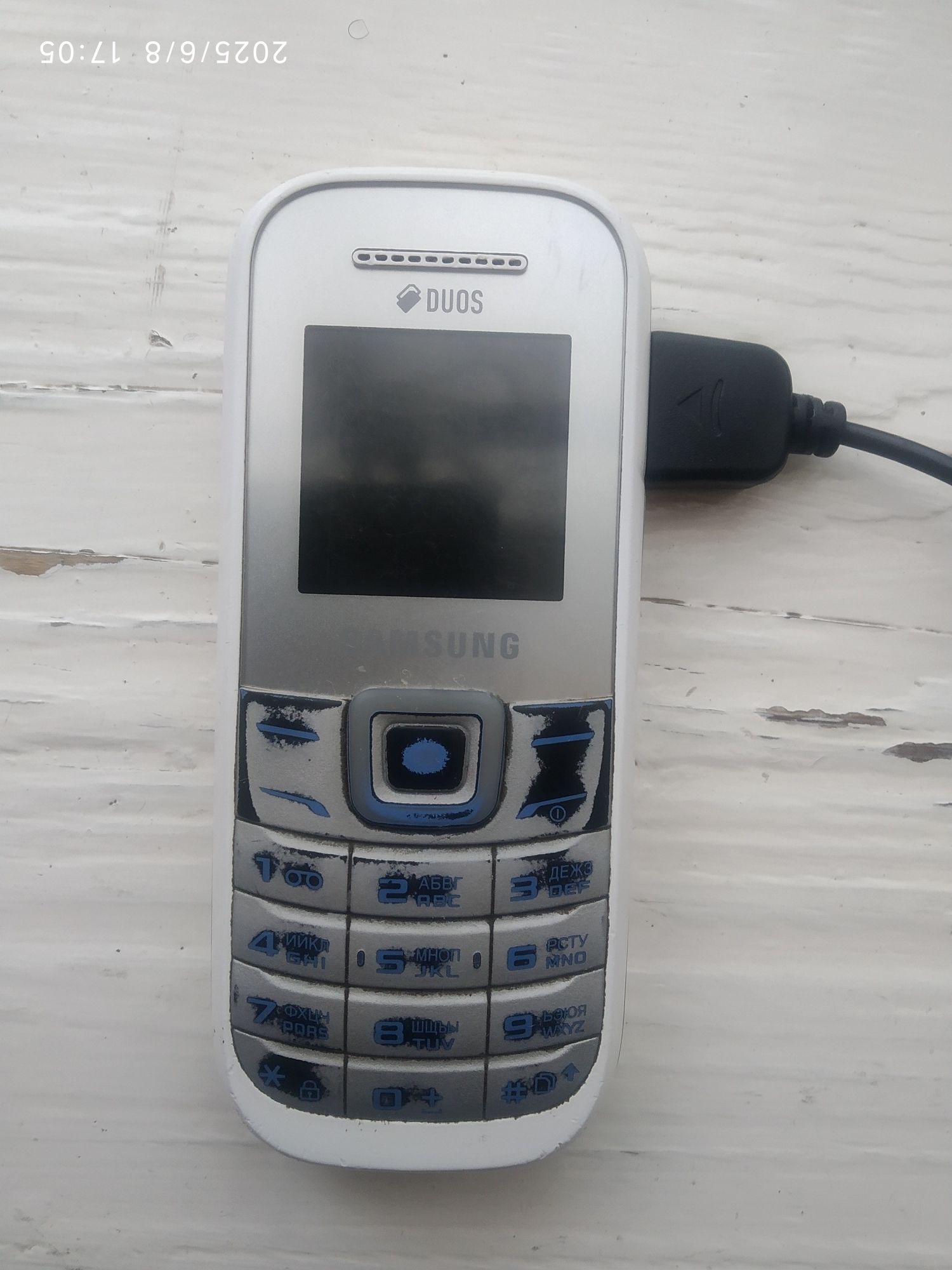 Samsung Duos ʼGT~E1202i 2~simkartalik antenna va zaryadi zo‘r