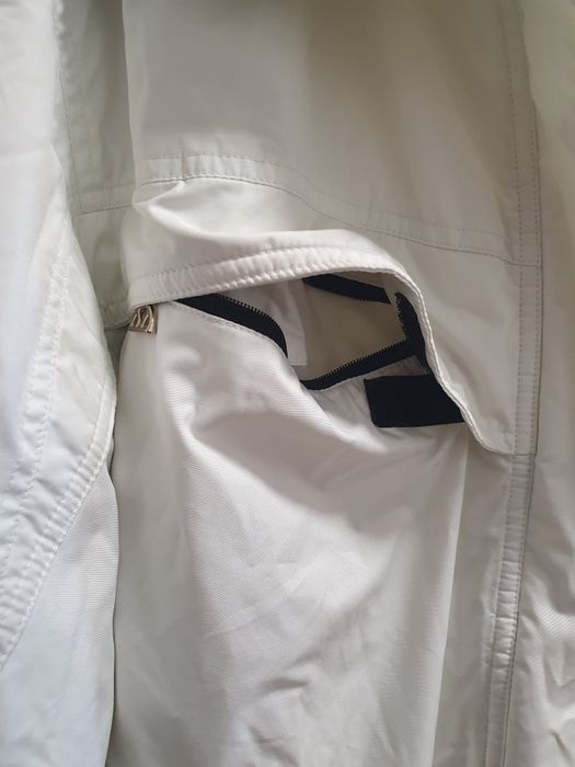 Geacă de iarnă Ellesse Snow Tech – albă - EU44 (M)