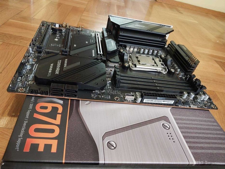 Ryzen 7 7800X3D + MSI X670E Tomahawk Wi-Fi, АМ5