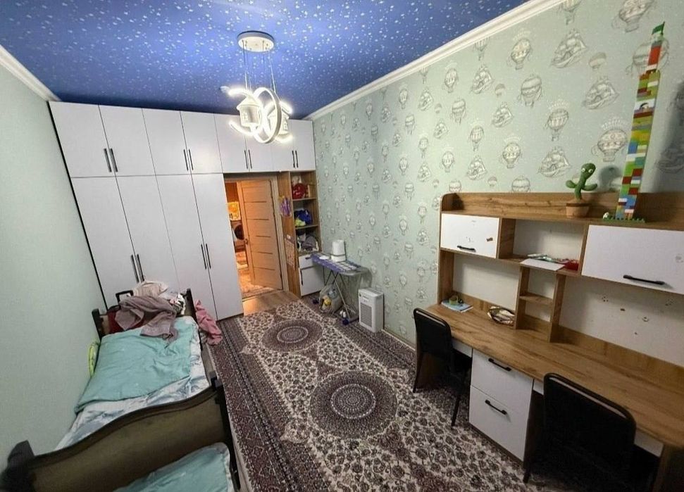 Srochna qizlarga kvartira bor