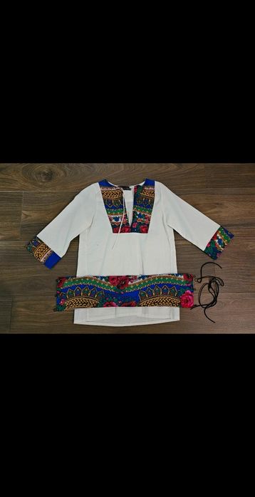 Bluza traditionala romaneasca cu brau