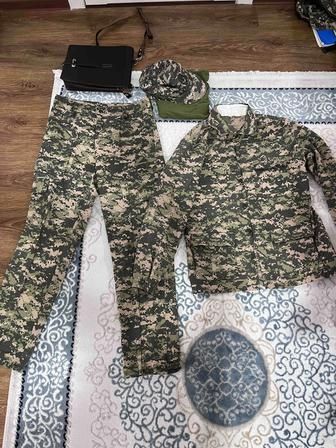 Продам военную форму в комплекте