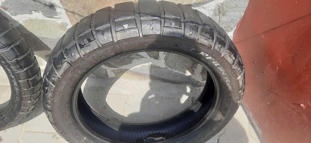 Cauciucuri Pirelli scorpion aproape noi