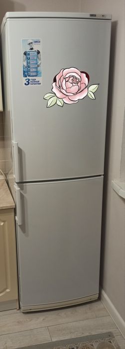 Срочно продам холодильник