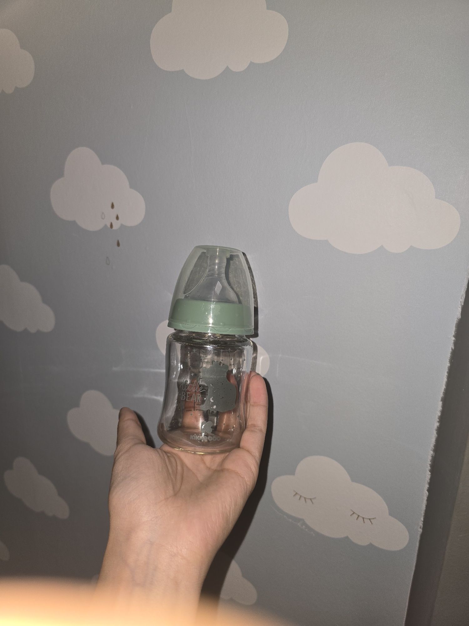 Продавам няколко детски неща