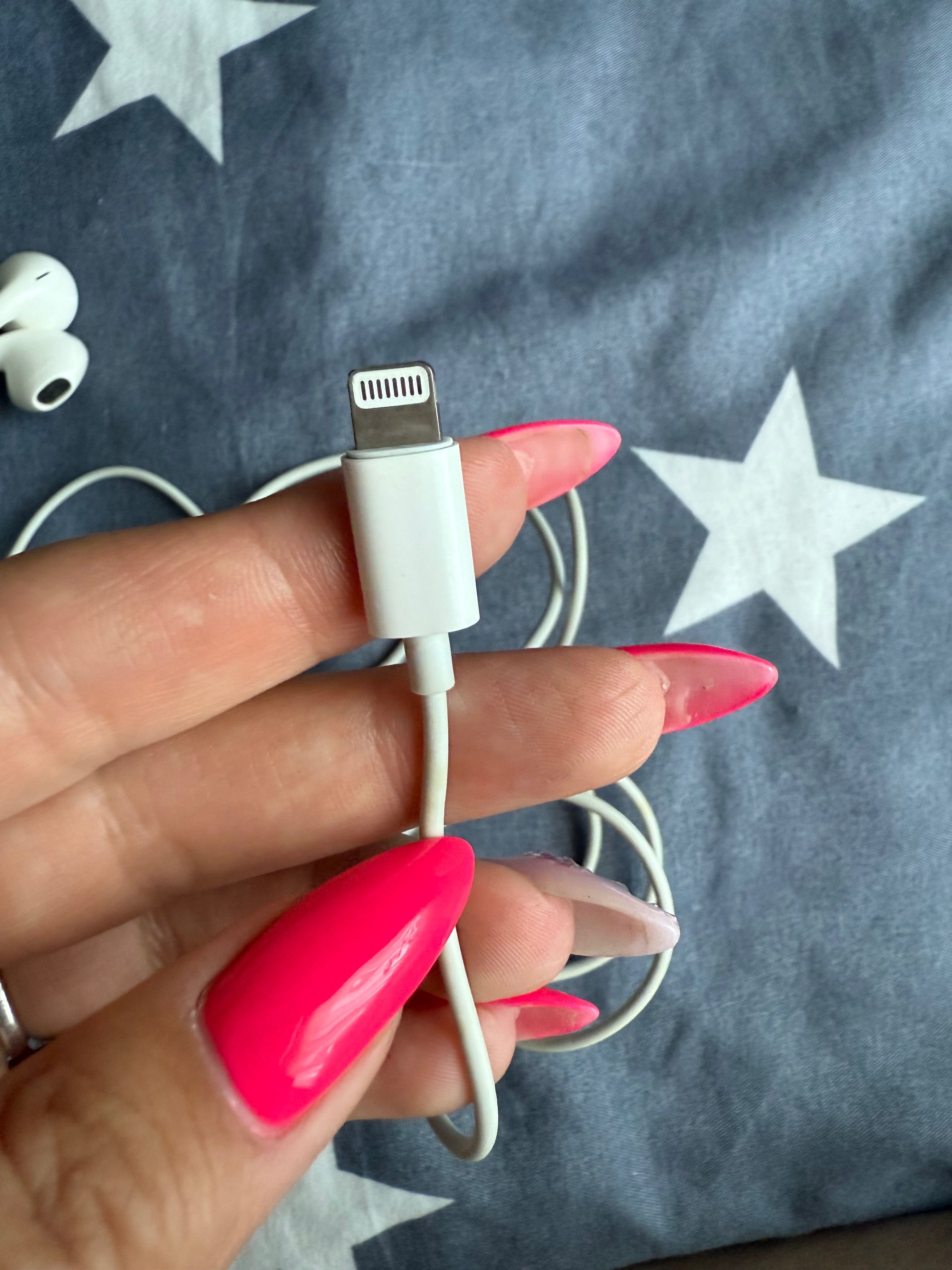 Слушалки за iphone с кабел