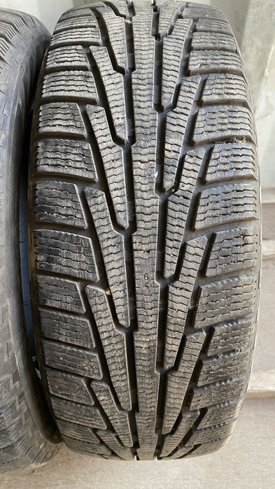 Шины Nokian 225/60/17 2 шины