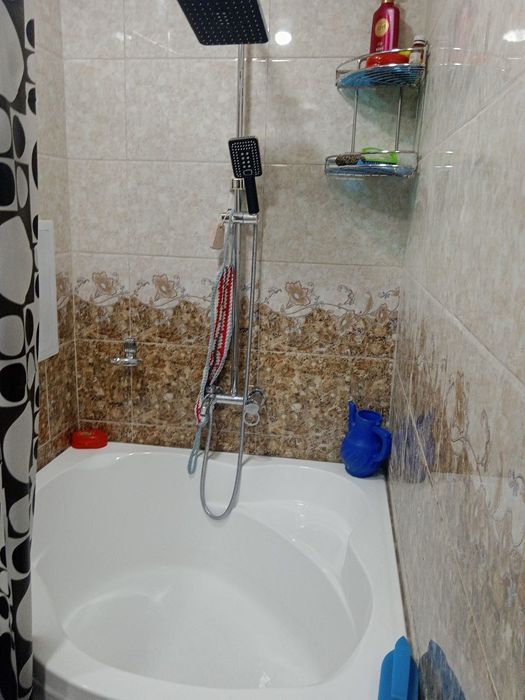 Yangi xayot 5 Bekat Metro