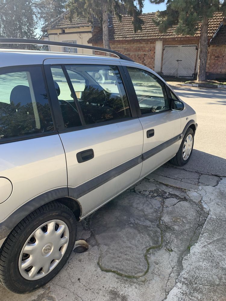 Opel Zafira 2.0 DTI ван