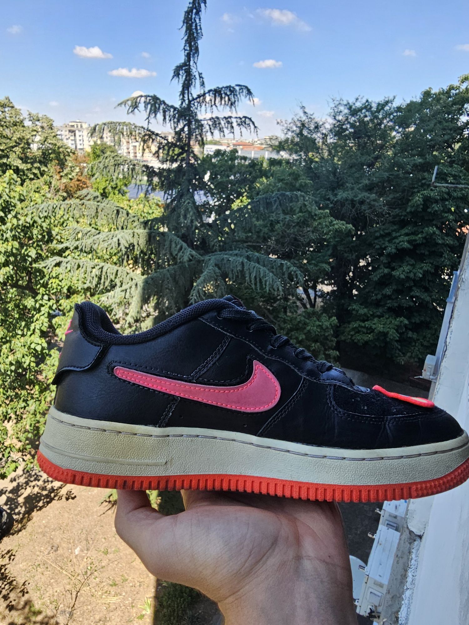 Дамски Nike Air Force 1/1 Hyper Pink найк еър форс 1