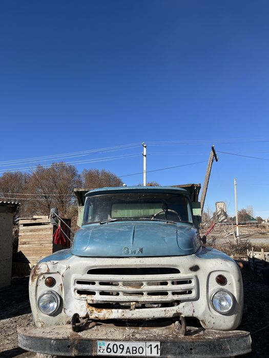 Зил тәуір маторы бәрі зың,самосавал,дизыль,80дік трактордың маторы