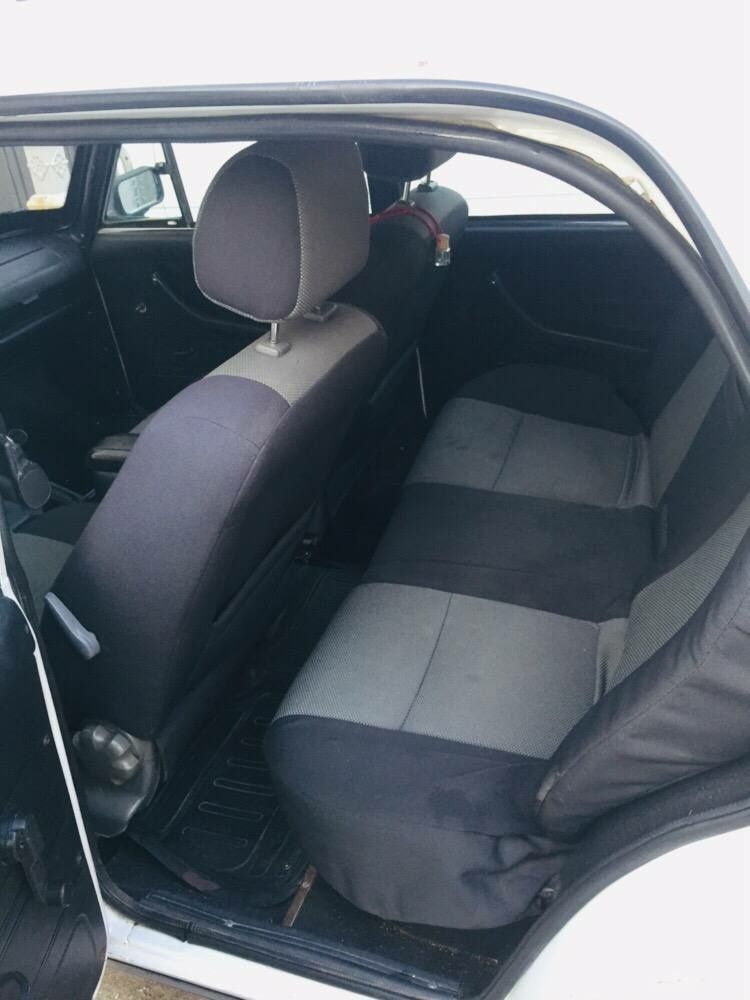 Vaz 21011 sotiladi srocni