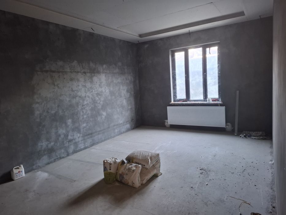 Кибрайский р-н! Турк махалла Про-ся 4-соток дом кародка 8-комнат