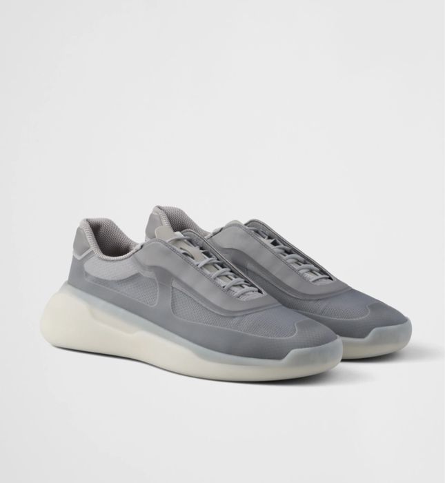 Мъжки обувки Prada