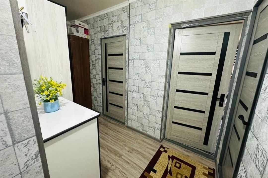 Срочно Продается квартира ! ! ! 
Мирабадский р-н Куйлюк 1 

Комнат: 2