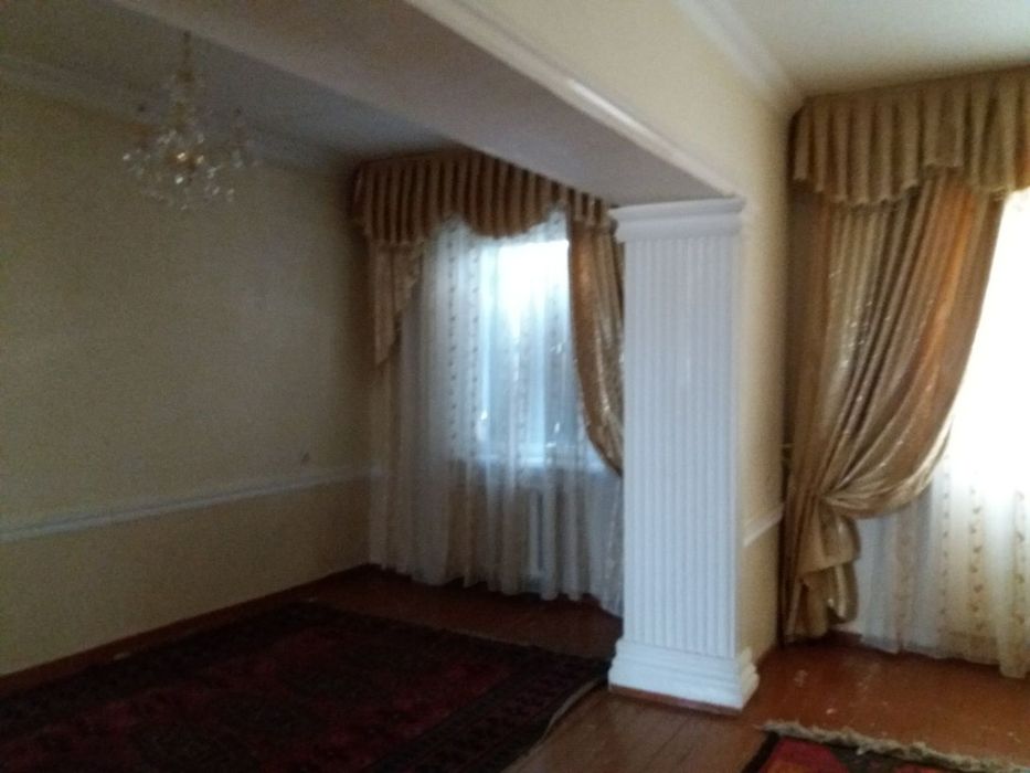 продается 4/3/4 кирпичный, 77-серия. Станция метро Яшнабад 100 метр.