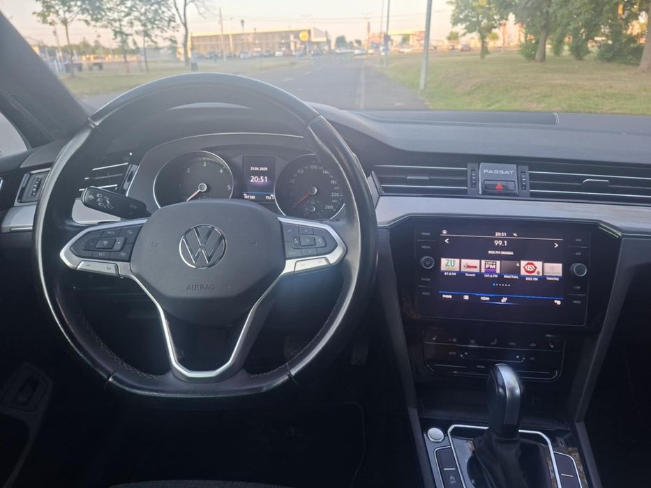 Volkswagen Passat   2022    Matrix-Navi-DSG-Keyless