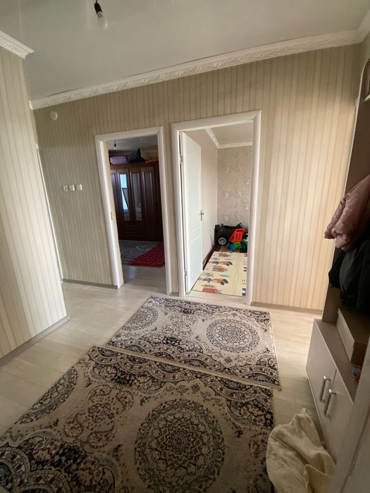 Арыс қаласы Байтурсынов 110 3 бөлмелі пәтер сатылады.