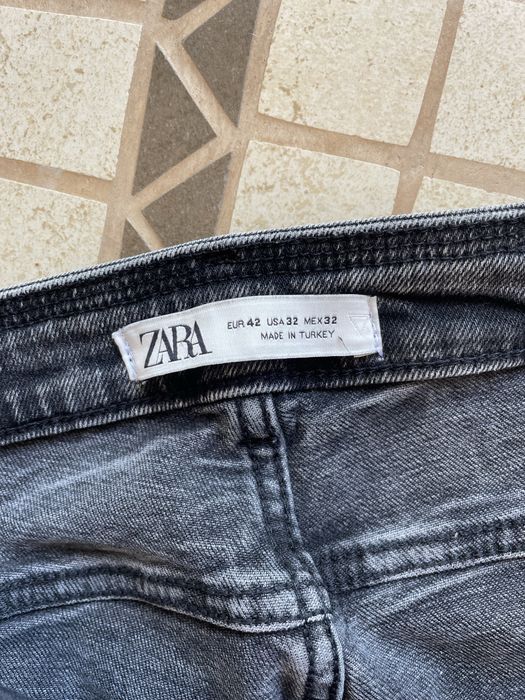 Blugi blue jeans negri ZARA distressed