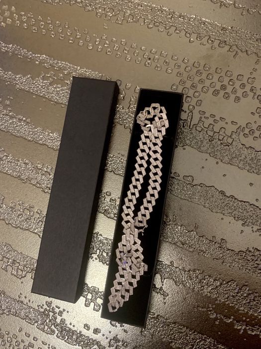 Lant-colier argint 950 ! Cântărește 50-51 grame argint !! Calitate sup