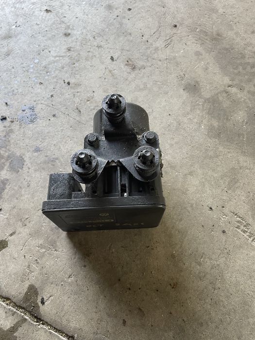 Pompa ABS Volkswagen golf 5 / jetta / skoda