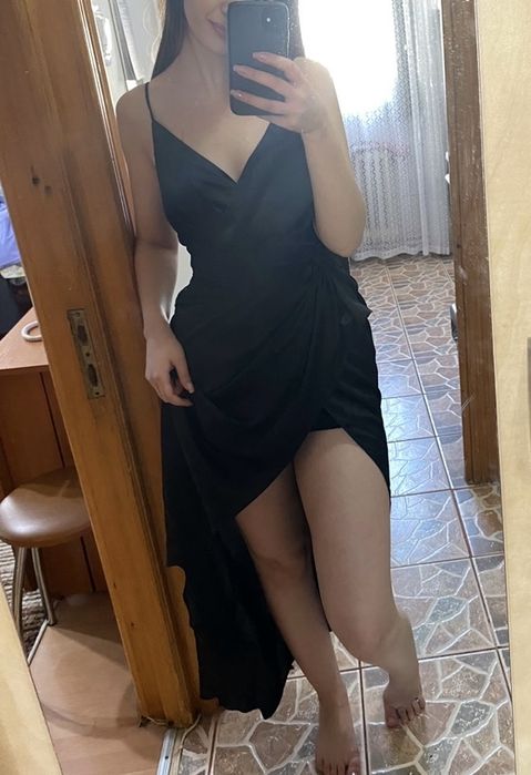 Rochie pentru nunta sau banchet neagra satinata