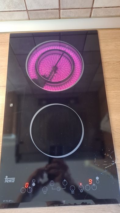 Фритюрник Tefal Uno и керамични котлони Teka