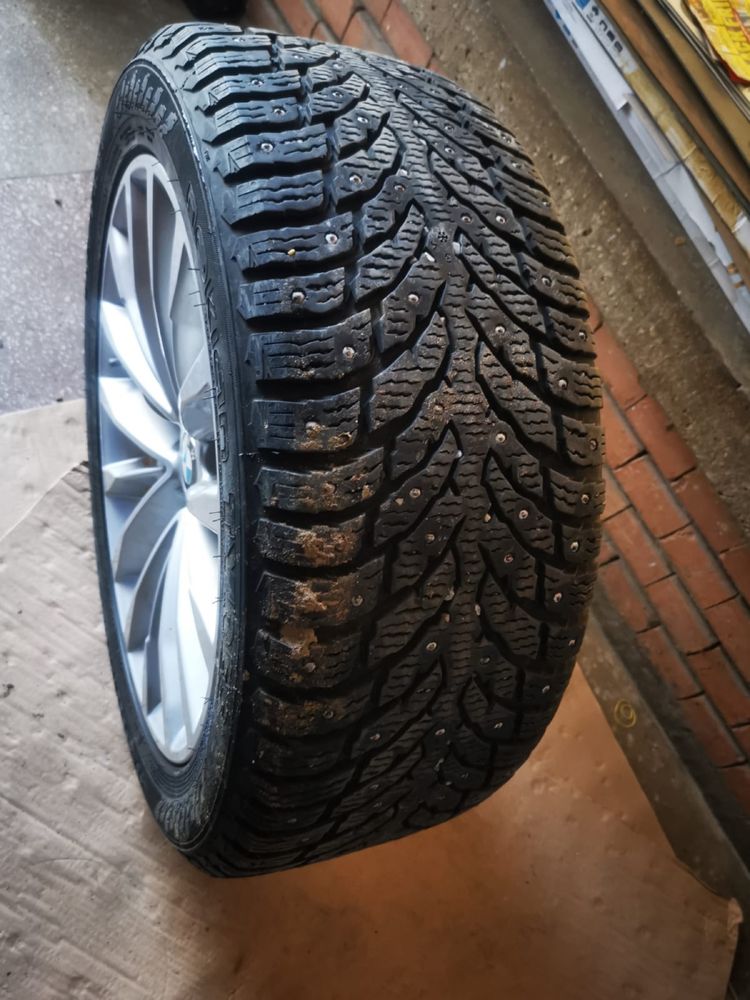 Set Jante Aliaj Aluminiu Roti BMW + Anvelope M+S Nokkian  245/45 R18