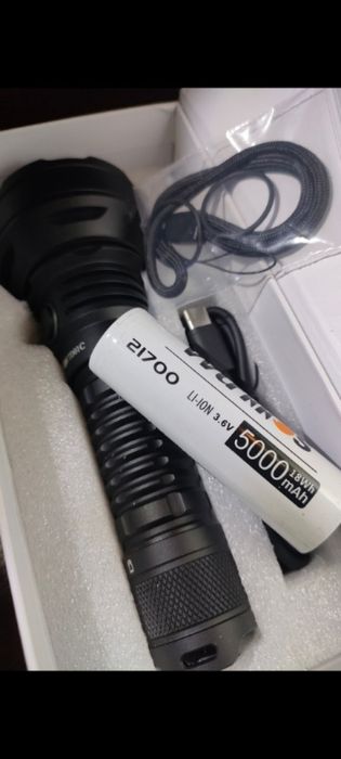 superlanterna vanatoare pescuit bate 1km