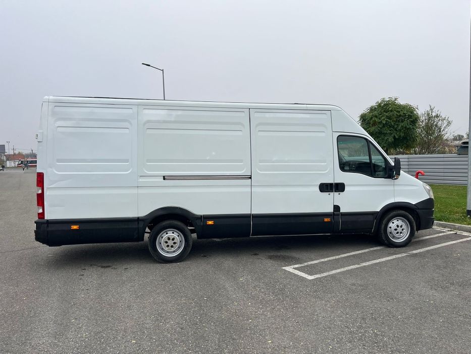Iveco Daily 35S11 / 2.3 Diesel 110 CP / An 2014