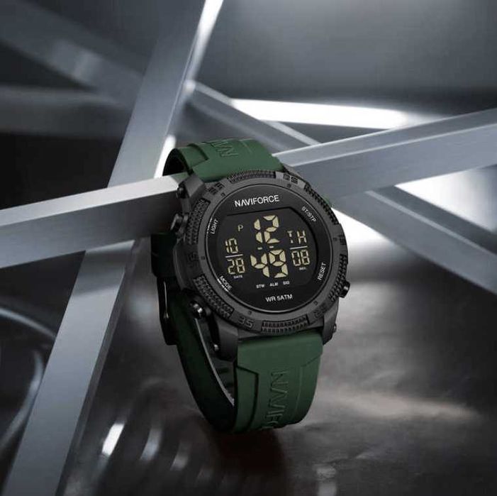 Мъжки часовник – NAVIFORCE Green