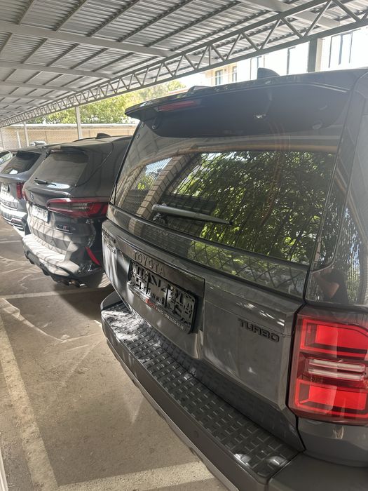 Продам свой Land Cruiser 250.