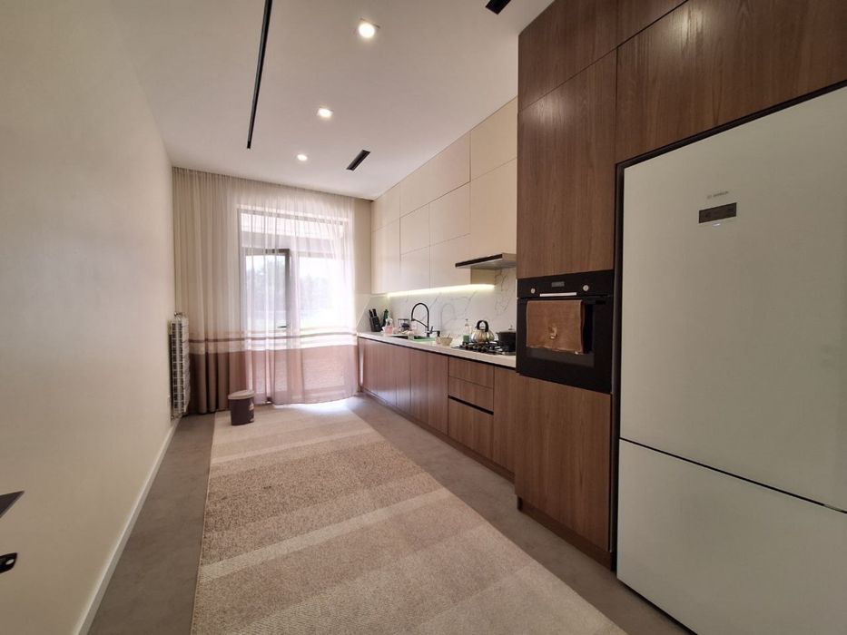 ЖК «Botanica De Luxe»  4/2/5 Площадь: 175 м²