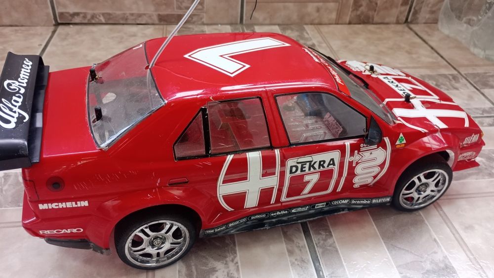 Automodel roller Tamiya TA02 Alfa Romeo 1/10 rc