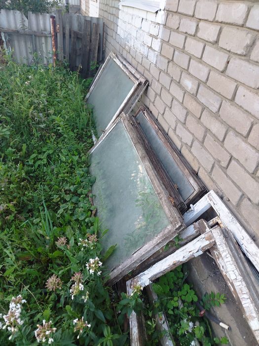 Продам рамы оконные