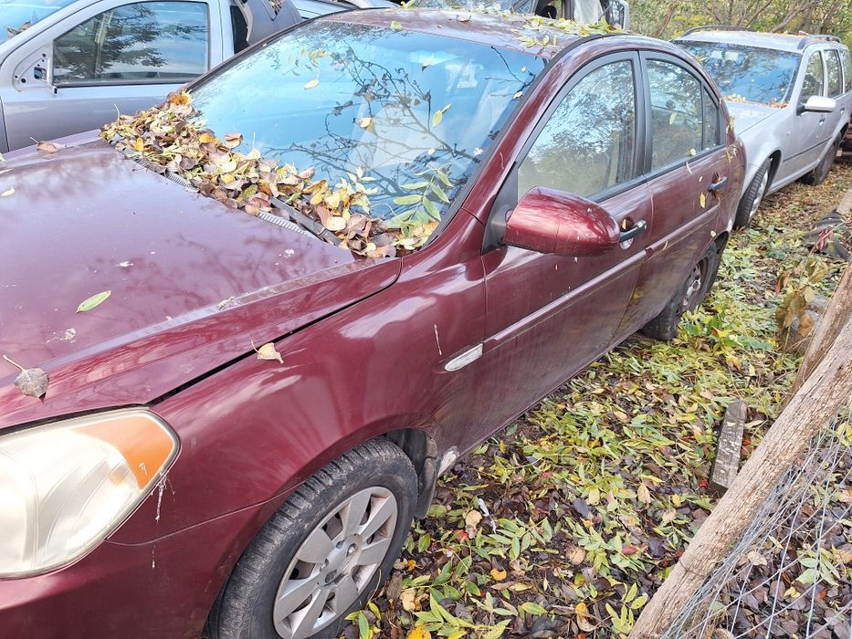 Dezmembrari Hyundai Accent 1.6 benzina an 2009