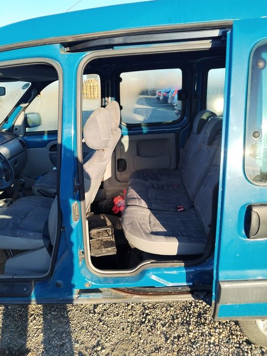 Vand renault kangoo 1.2 benzina