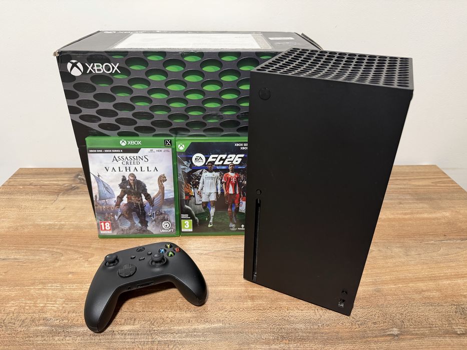 Vand XBOX Series X 1tb + FIFA 26 - impecabil