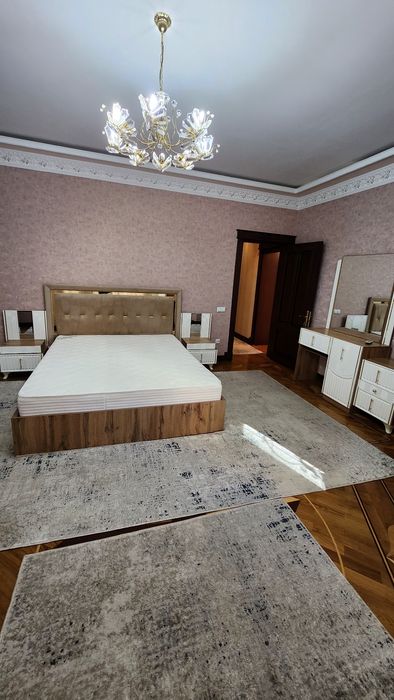 Элитная 4-комнатная квартира, 250 м², метро Ойбек — «Габус»