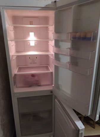 Холодильник состояние отличное
