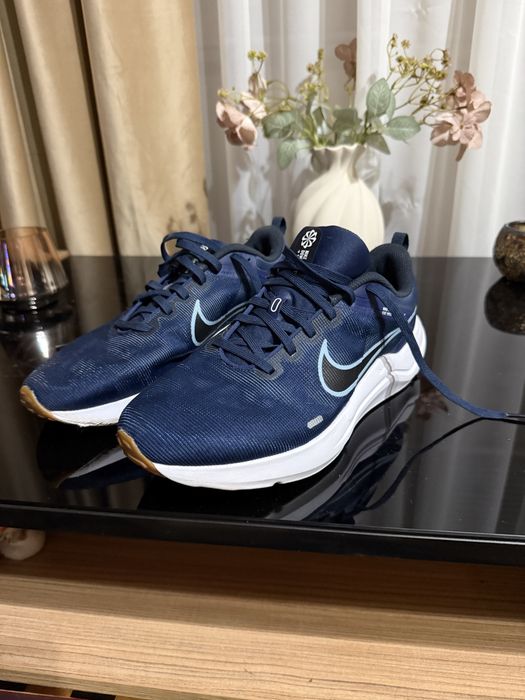 Adidași Nike de alergat/sală