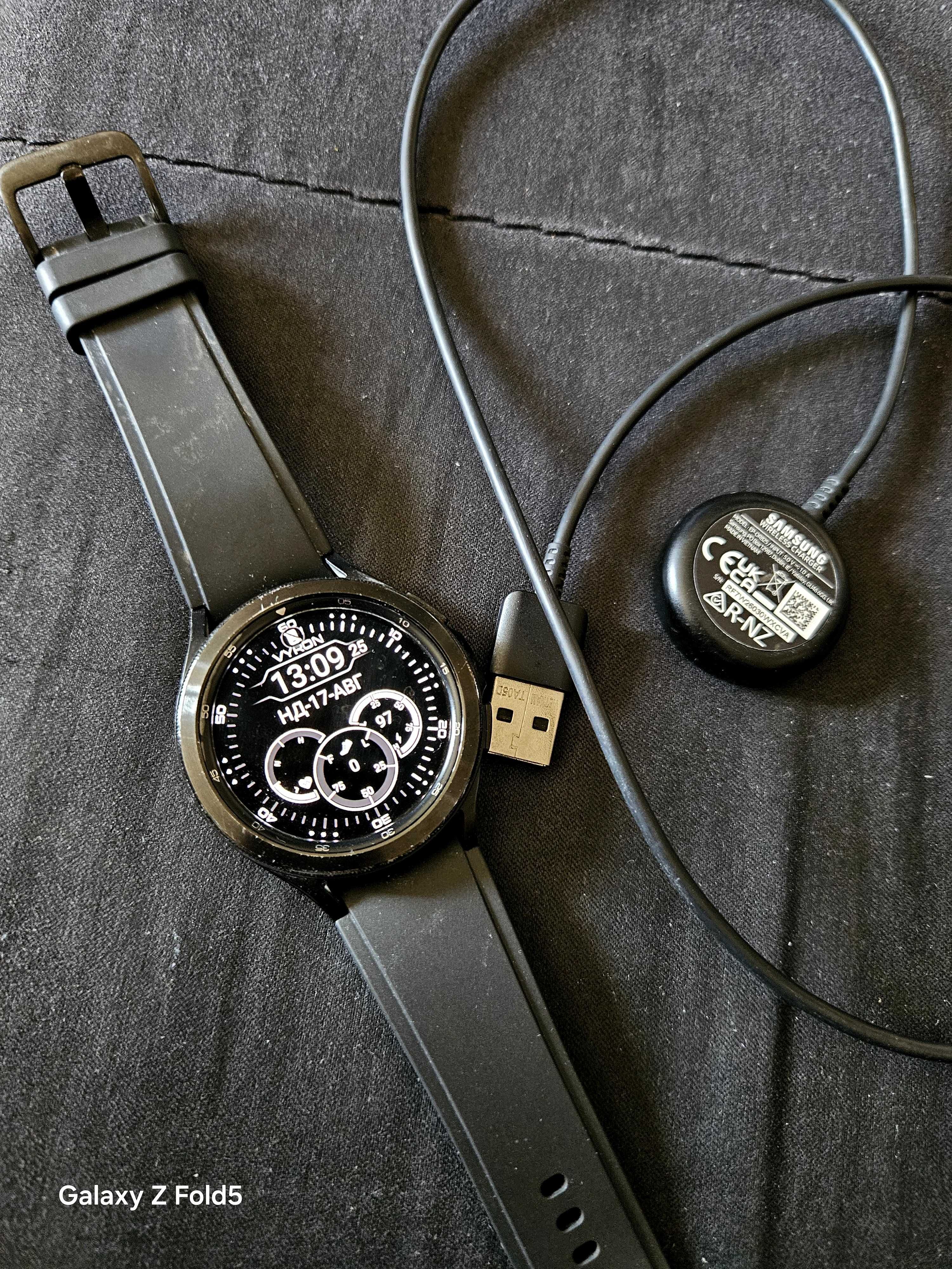 Часовник samsung galaxy watch 4