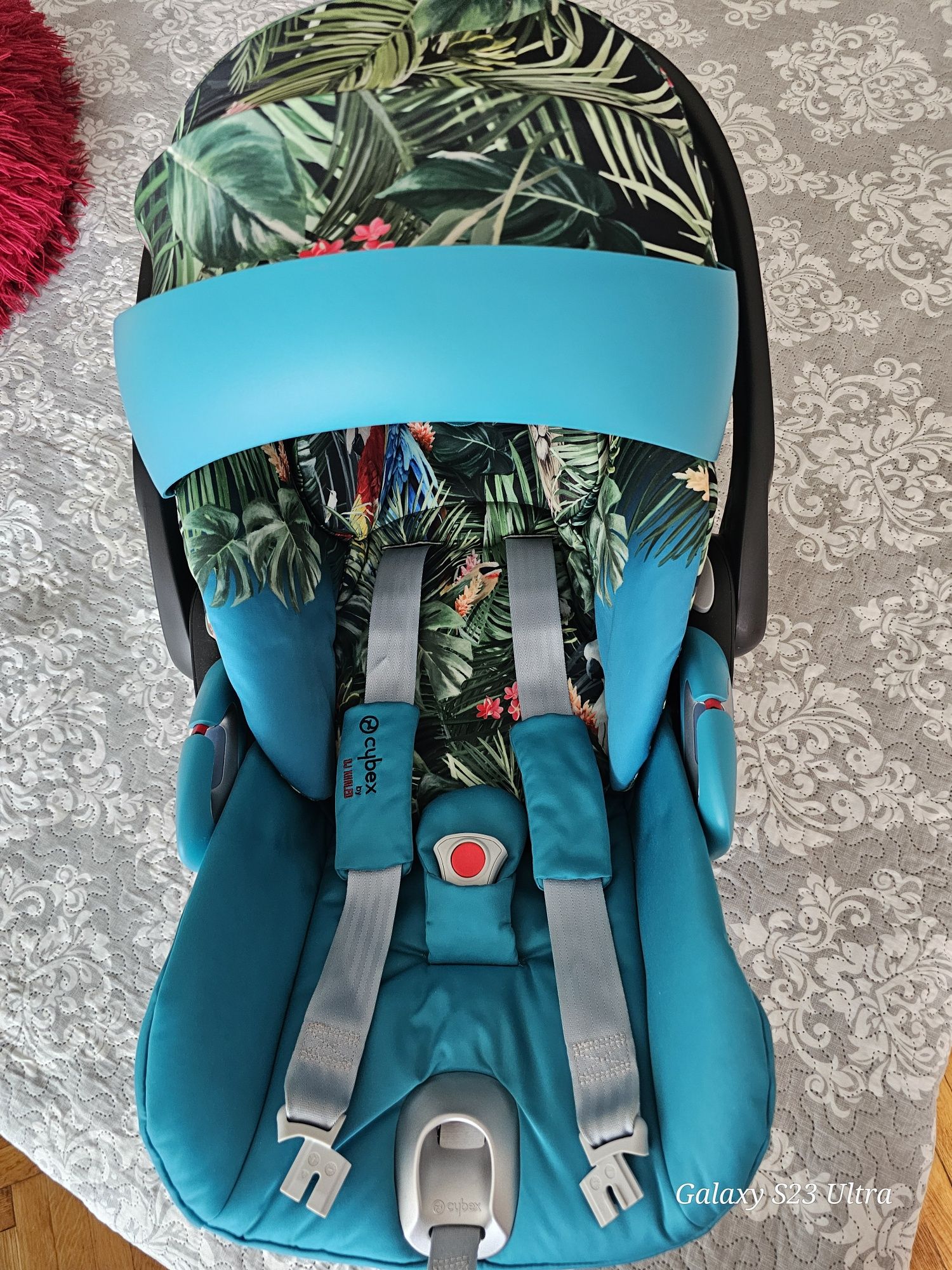 Бебешки кош за новородено и кошница  Cybex mios Dj Khaled we the best