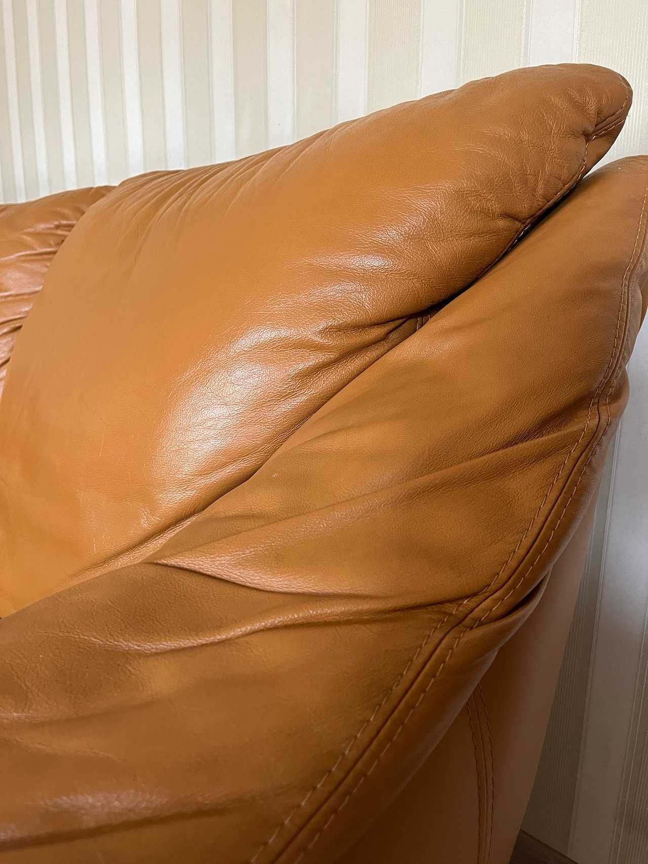 Кожаный диван кровать с креслами, made in Italy