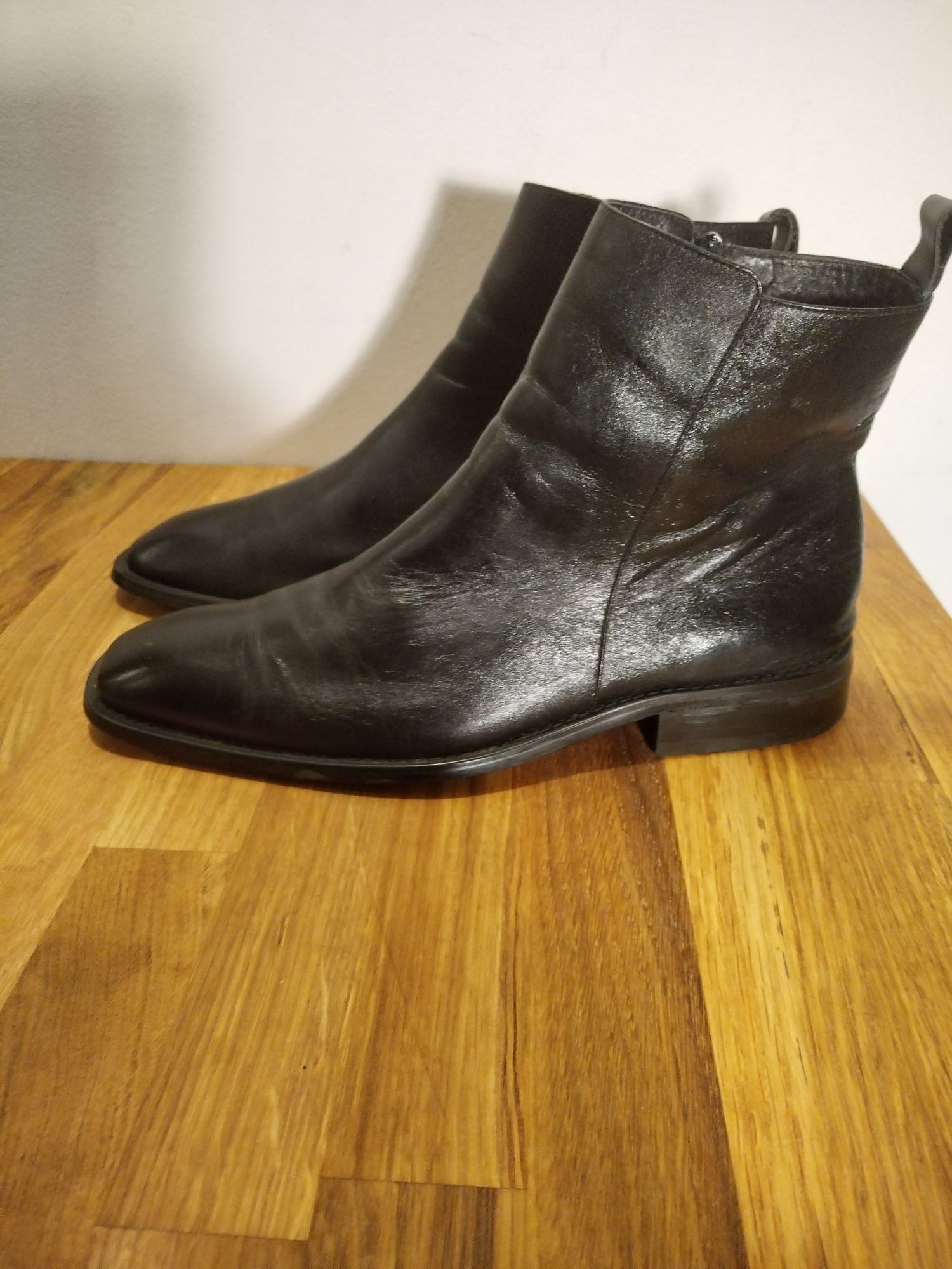 Ghete negre nr 41