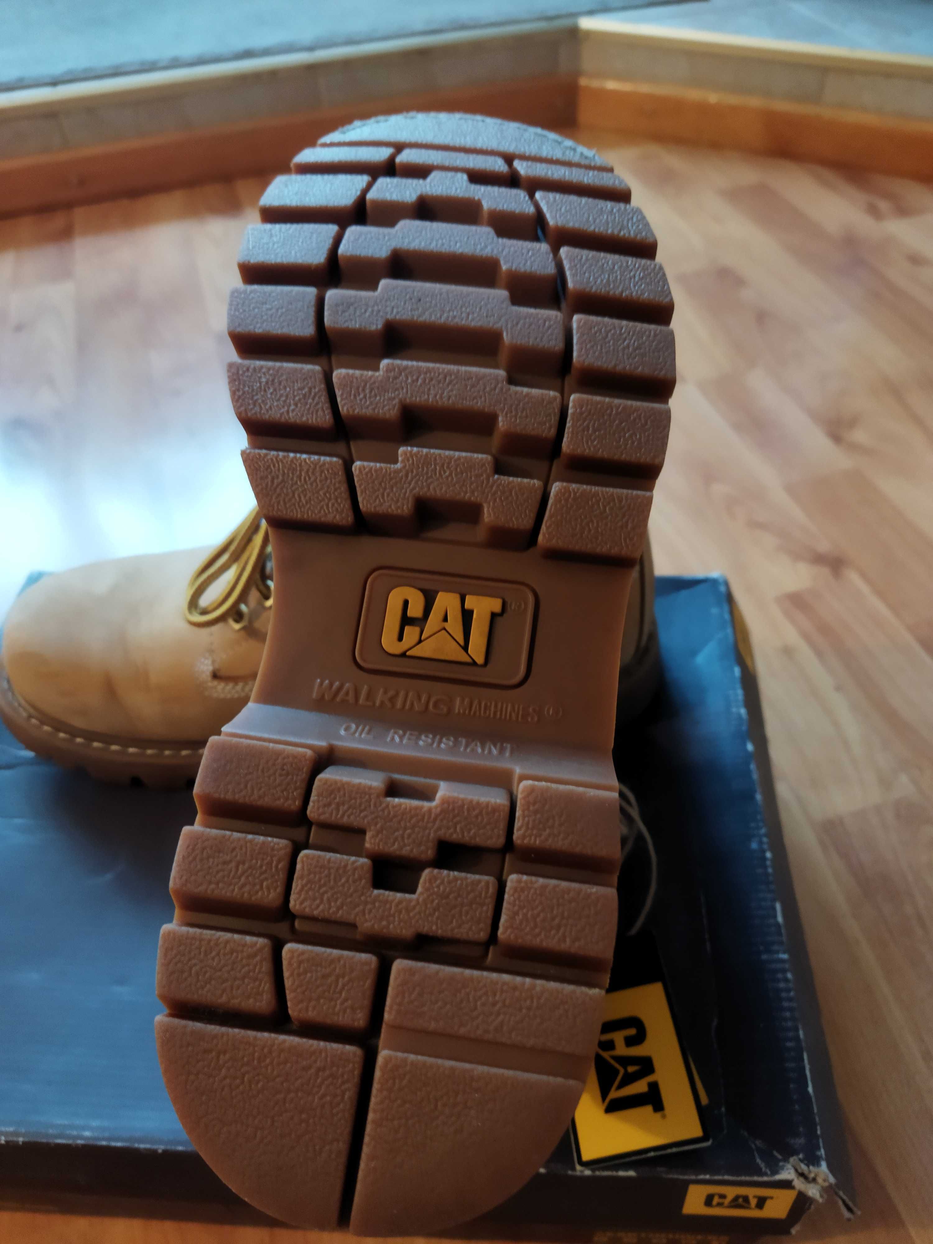 Ботинки Caterpillar (США),нубук,оригинал,новые,р-р 42