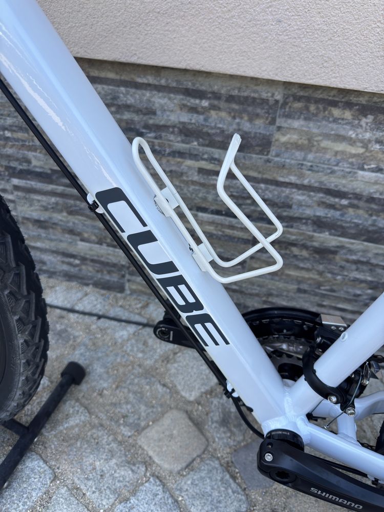 Велосипед CUBE Nature PRO WHT GRY размер: 28/L