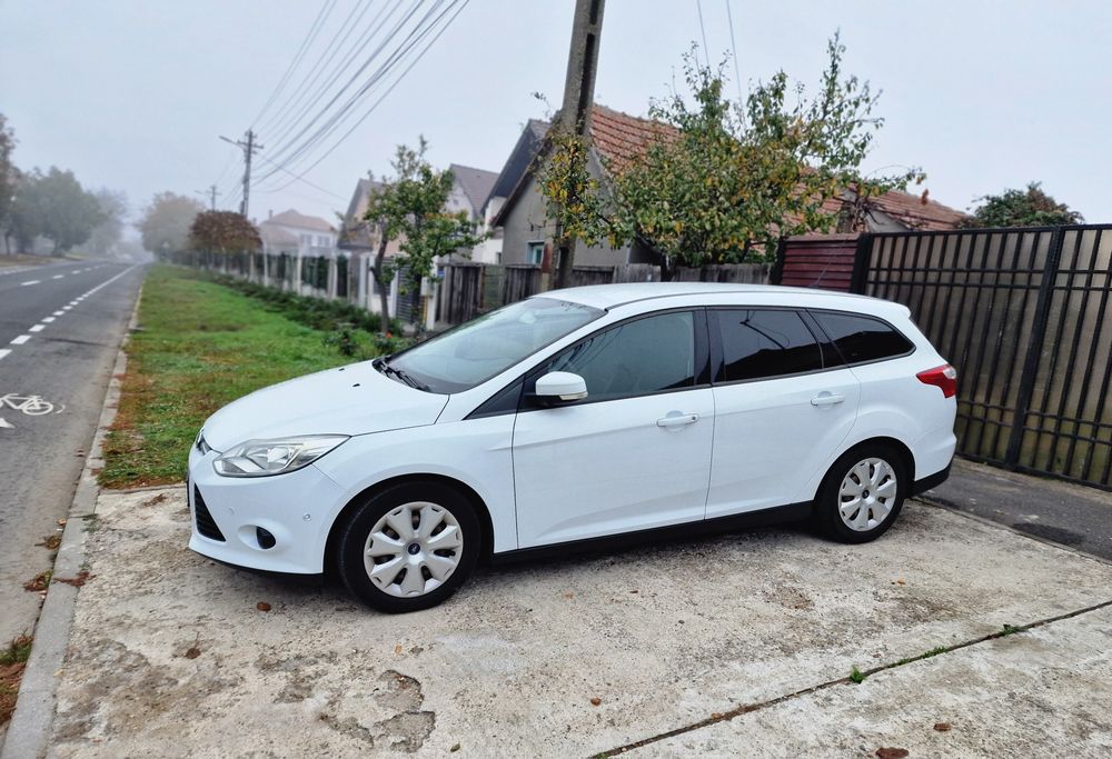 Ford focus combi 1.6 Mk3 model  2012