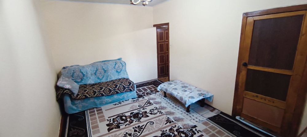 Срочно ялангач 1 хона 2 хона килинган ижарага берилади