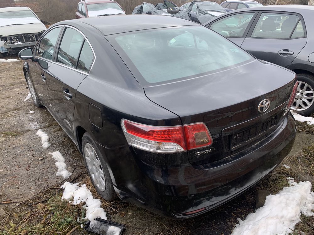 НА ЧАСТИ Toyota Avensis Т27 2011 1.8 Valvematic 147к.с